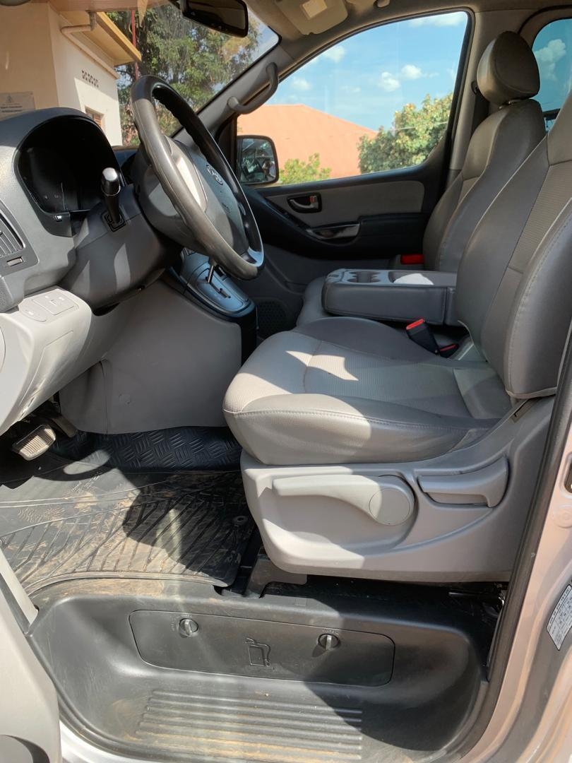 BERE 339: 2011 HYUNDAI STAREX(Hyundai H-1) is available for sale