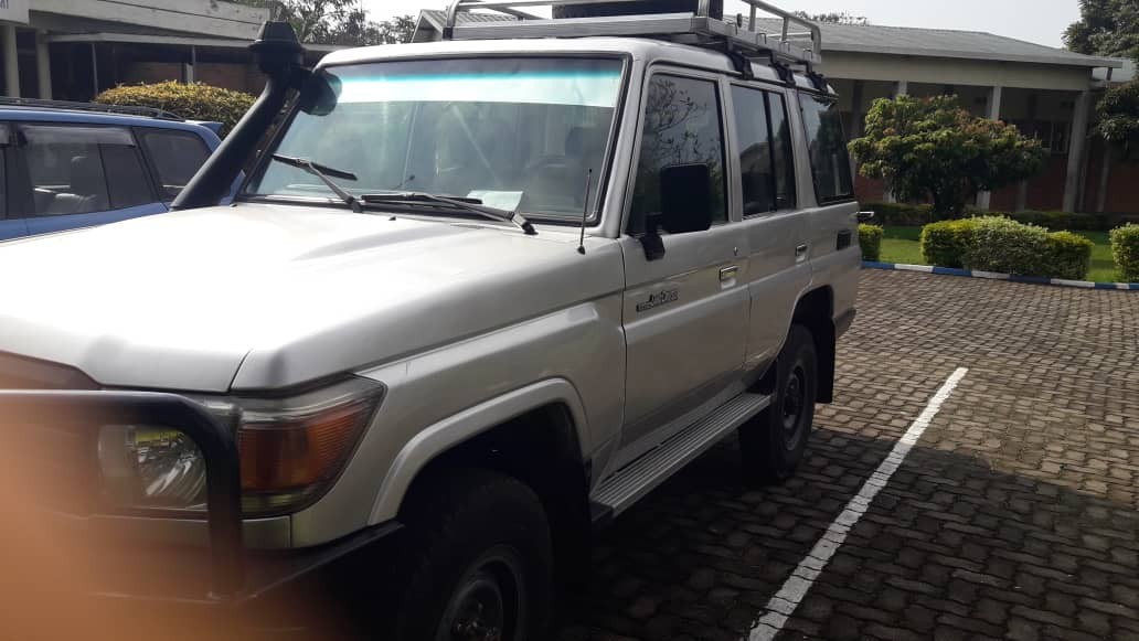 BERE 369: Toyota Landcruiser in good condition  is available for sale #+250780675812