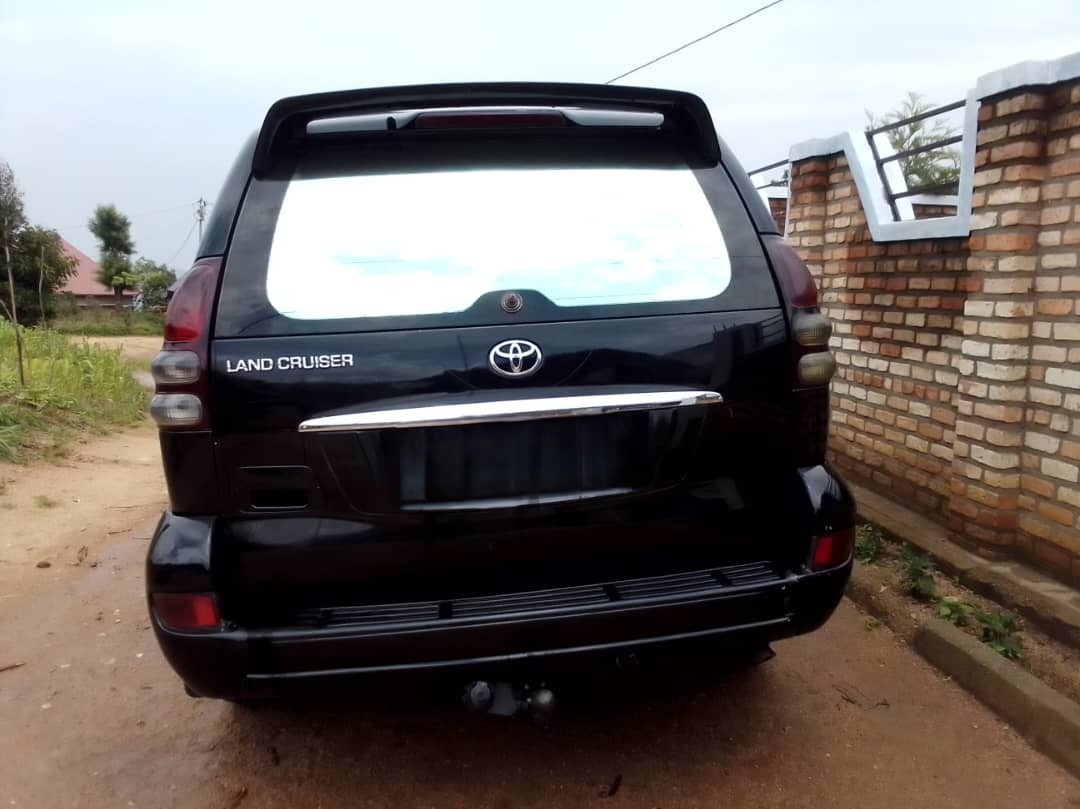 Luxury Wedding Car for Rent – Toyota Prado (2004)