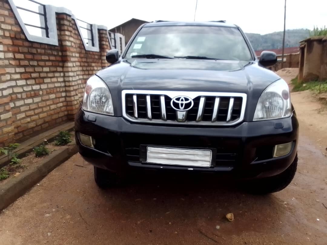 Luxury Wedding Car for Rent – Toyota Prado (2004)
