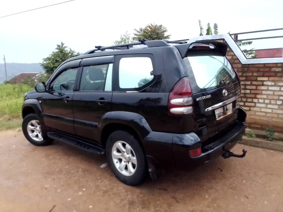 Luxury Wedding Car for Rent – Toyota Prado (2004)